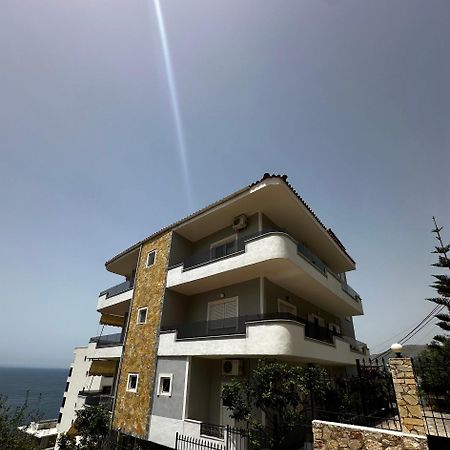 Ylli'S Apartments Sarandë Buitenkant foto