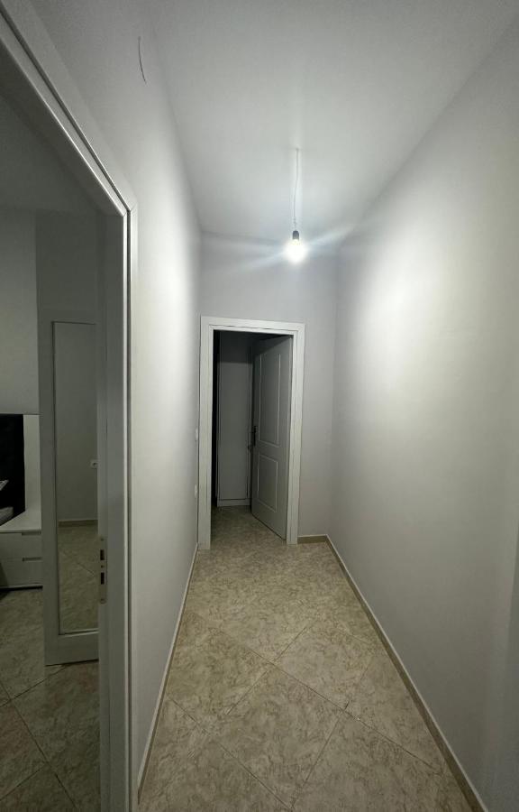 Ylli'S Apartments Sarandë Buitenkant foto