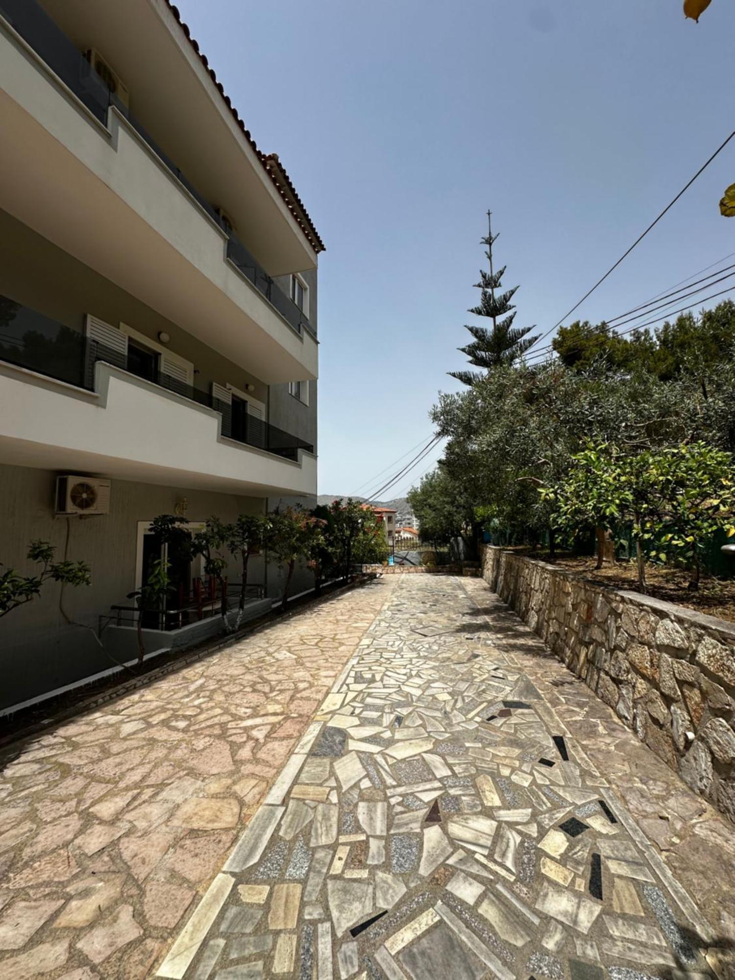 Ylli'S Apartments Sarandë Buitenkant foto
